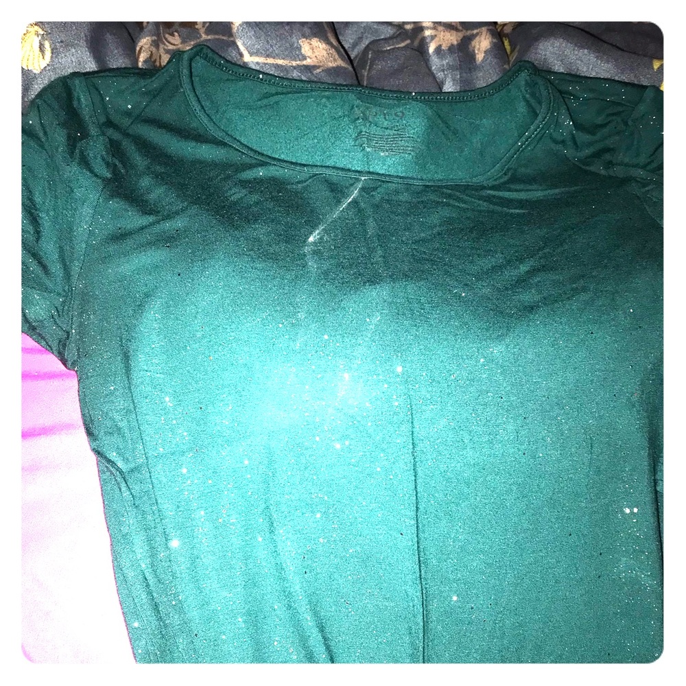 Apt 9 never worn